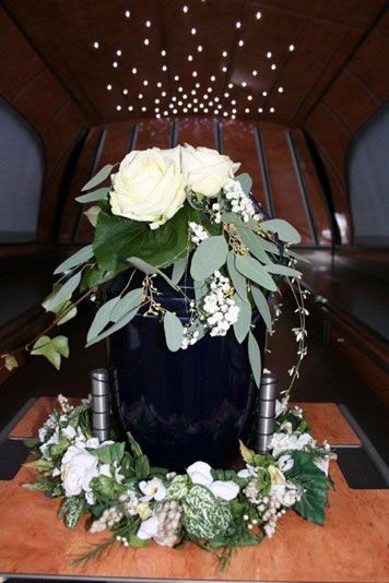 Bestattungsbedarf Lägerdorf - Särge, Urnen und mehr