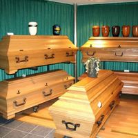 Bestattungsbedarf Lägerdorf - Särge, Urnen und mehr